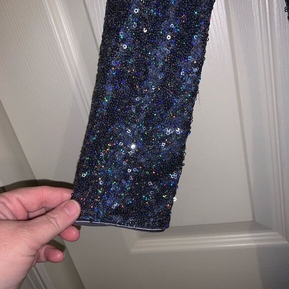 As U Wish Cocktail dress. Blue sequins. Size XS. Keyhole back. - Picture 2 of 10